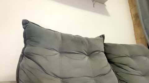 Min online show from February 2026 12:47:02 AM