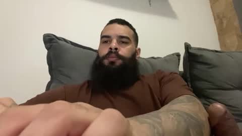 Min online show from March 2026 12:14:01 AM