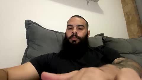 Snapshot of beardmax chatting on May 2026 09:32:02 PM Min online show from May 2026 09:32:02 PM