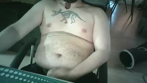 beartsmkr online show from October 2025 09:24:01 PM