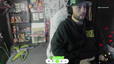 Snapshot of beastbxy chatting on January 2025 05:03:02 AM beast bxy online show from January 2025 05:03:02 AM