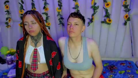 Snapshot of beata_and_sofi chatting on January 2025 06:39:01 AM Beata And SofI online show from January 2025 06:39:01 AM