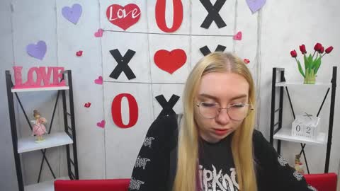 BeatriceFlyy online show from February 2025 06:15:01 AM