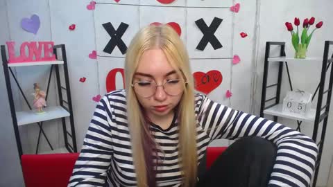 BeatriceFlyy online show from March 2025 09:27:02 AM