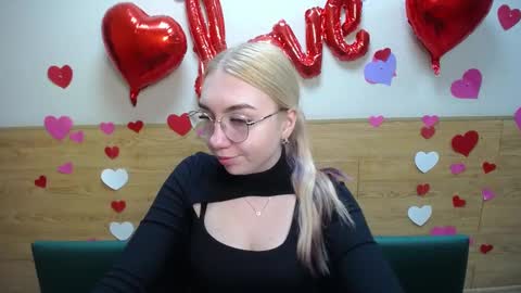 BeatriceFlyy online show from March 2025 12:09:02 PM