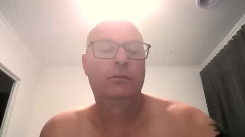 Snapshot of beatsboy87 chatting on February 2025 02:43:02 PM beatsboy87 online show from February 2025 02:43:02 PM