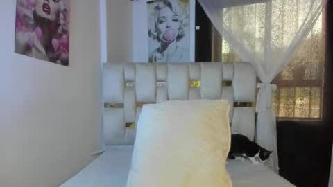 Snapshot of beautiful_doll888 chatting on February 2026 09:44:02 PM Valeria online show from February 2026 09:44:02 PM