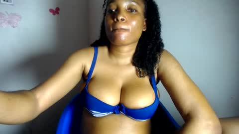 Snapshot of beautiful_moanna chatting on July 2026 02:05:17 AM moanna online show from July 2026 02:05:17 AM