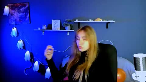 beauty_ginger online show from October 2025 09:35:02 AM