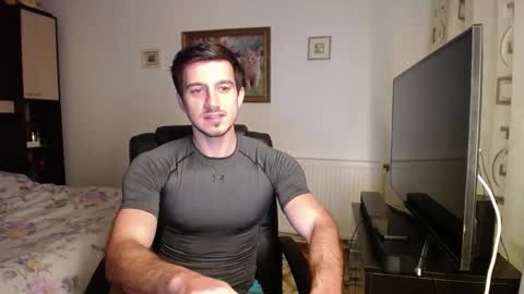 Snapshot of beauty_hard_beast chatting on November 2025 10:26:01 AM Mia and Jake online show from November 2025 10:26:01 AM