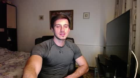 Snapshot of beauty_hard_beast chatting on November 2025 11:16:02 PM Mia and Jake online show from November 2025 11:16:02 PM