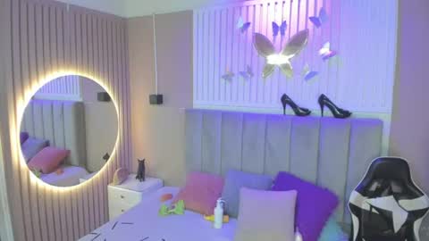 Chantall online show from July 2026 11:42:02 AM