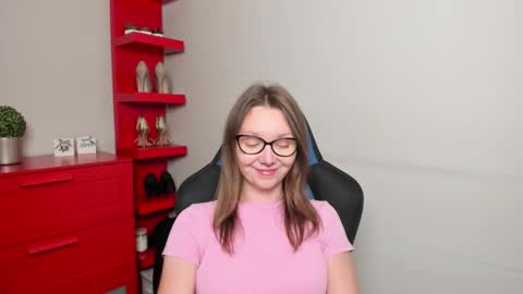 Zoe online show from September 2025 05:29:01 AM