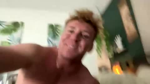 Snapshot of beaux_a chatting on July 2026 12:40:01 PM Beaux online show from July 2026 12:40:01 PM