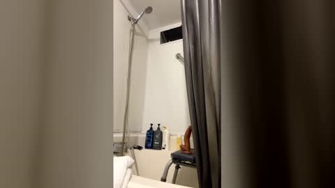 bebegirl6 online show from April 2026 11:10:02 PM