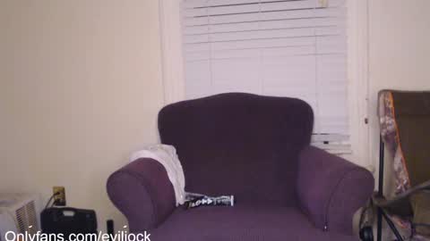 Snapshot of bebexxxdust chatting on December 2024 01:50:01 AM bebe dust online show from December 2024 01:50:01 AM