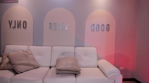 Am Becca online show from November 2025 06:06:01 PM