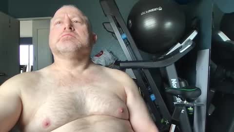 Snapshot of beckster040 chatting on February 2025 07:00:01 PM beckster online show from February 2025 07:00:01 PM