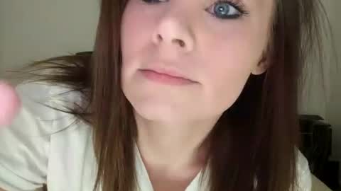 Snapshot of becky2994 chatting on February 2026 07:34:01 AM BECKY BOO online show from February 2026 07:34:01 AM