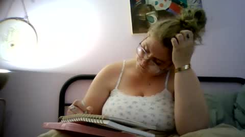 Snapshot of bedbandits chatting on October 2025 11:01:02 PM Bedbandits69 online show from October 2025 11:01:02 PM