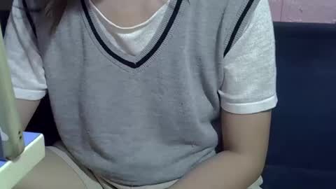 beebaby_xx online show from December 2025 03:41:01 PM