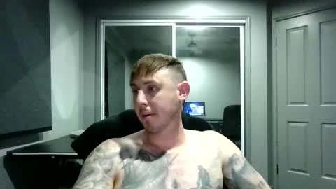 Snapshot of beelzebubxo chatting on November 2025 10:38:02 AM beelzebubxo online show from November 2025 10:38:02 AM