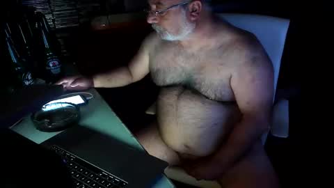 Snapshot of beers19 chatting on May 2026 01:18:02 PM beers19 online show from May 2026 01:18:02 PM