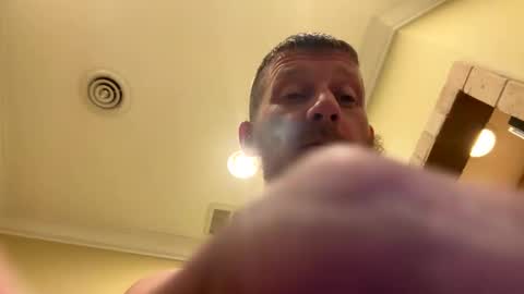 Snapshot of begme88 chatting on February 2025 03:29:01 AM begme88 online show from February 2025 03:29:01 AM