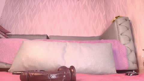 Snapshot of begoniia_ chatting on January 2025 06:14:01 AM Begonia online show from January 2025 06:14:01 AM
