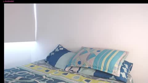 hadid online show from September 2025 06:24:02 PM