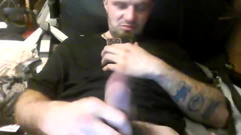 belfitj16 online show from May 2026 10:38:02 PM