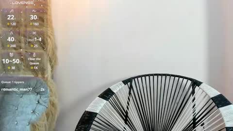 Snapshot of belinda_hills chatting on December 2024 11:02:02 PM belinda online show from December 2024 11:02:02 PM