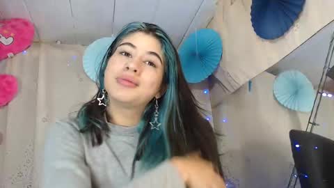 modelo independiente online show from December 2024 12:45:02 AM