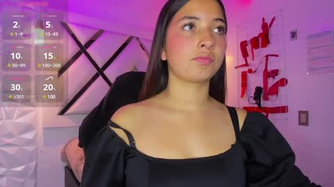 Bella online show from March 2025 09:45:02 PM