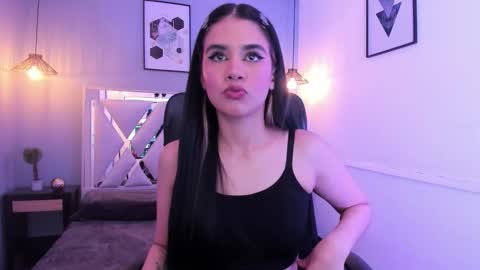 Snapshot of bell_marinny chatting on January 2026 03:19:02 AM Bell online show from January 2026 03:19:02 AM