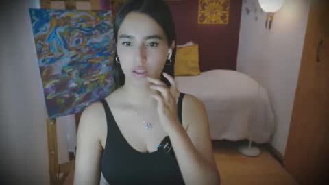 Snapshot of bella_669 chatting on December 2025 10:05:01 PM Bella 669 online show from December 2025 10:05:01 PM