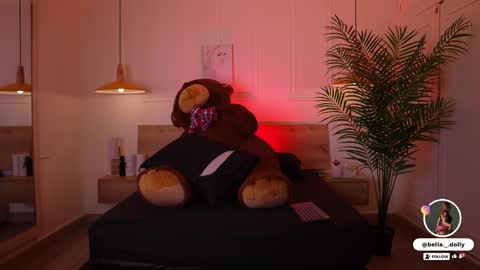 Snapshot of bella__donne chatting on October 2025 11:31:02 AM online show from October 2025 11:31:02 AM