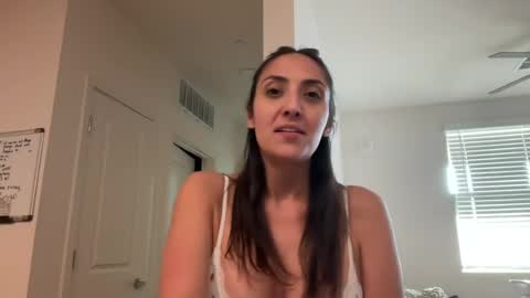 Snapshot of bella_ariaa chatting on July 2026 01:01:01 AM bella_ariaa online show from July 2026 01:01:01 AM
