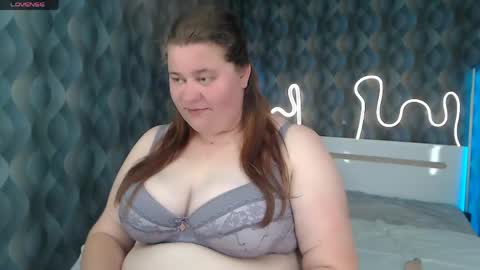Snapshot of bella_blvack chatting on May 2026 05:52:01 PM bella_blvack online show from May 2026 05:52:01 PM