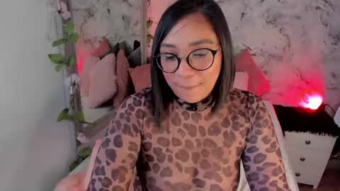 Dessi  online show from July 2026 12:43:01 PM
