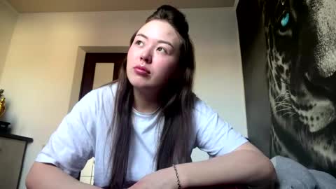 Hanna here Welcome  online show from March 2026 02:28:02 AM