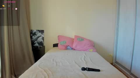 Snapshot of bella_foryou chatting on September 2025 01:31:02 AM NastyaThere are legends that in this room all your wishes can come true  Private is Open online show from September 2025 01:31:02 AM