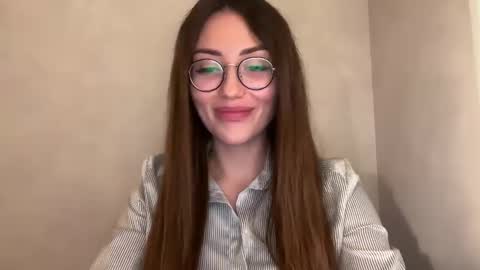 Snapshot of bella_foxxi chatting on December 2024 04:43:01 PM bella_foxxi online show from December 2024 04:43:01 PM