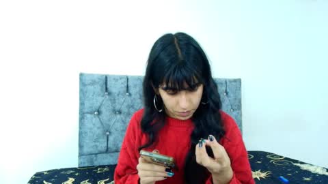 Bella online show from September 2025 11:06:02 PM