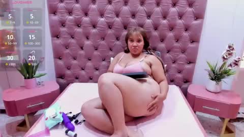 bella_rouge0 online show from June 2026 03:16:02 PM