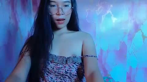 Snapshot of bella_saero chatting on March 2026 08:00:02 AM bella online show from March 2026 08:00:02 AM