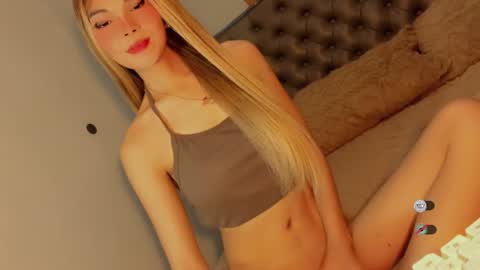 Bella online show from December 2025 04:43:02 AM