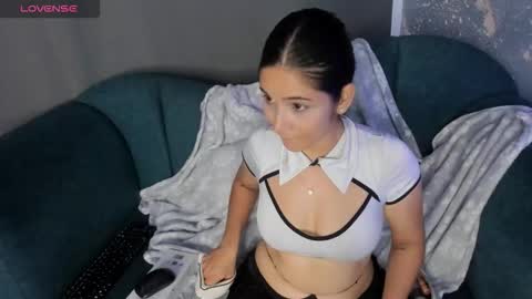 Bella Becca  online show from January 2026 08:45:02 PM