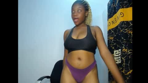 Snapshot of bellababy7 chatting on April 2026 07:05:02 PM bella online show from April 2026 07:05:02 PM