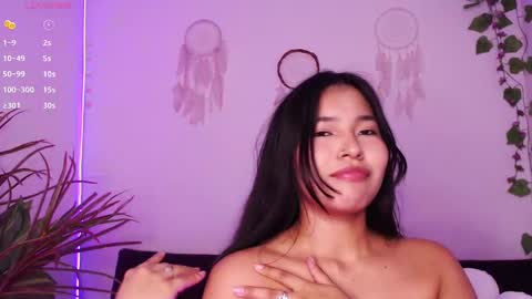 Snapshot of bellabills chatting on February 2025 02:08:01 AM Bella online show from February 2025 02:08:01 AM